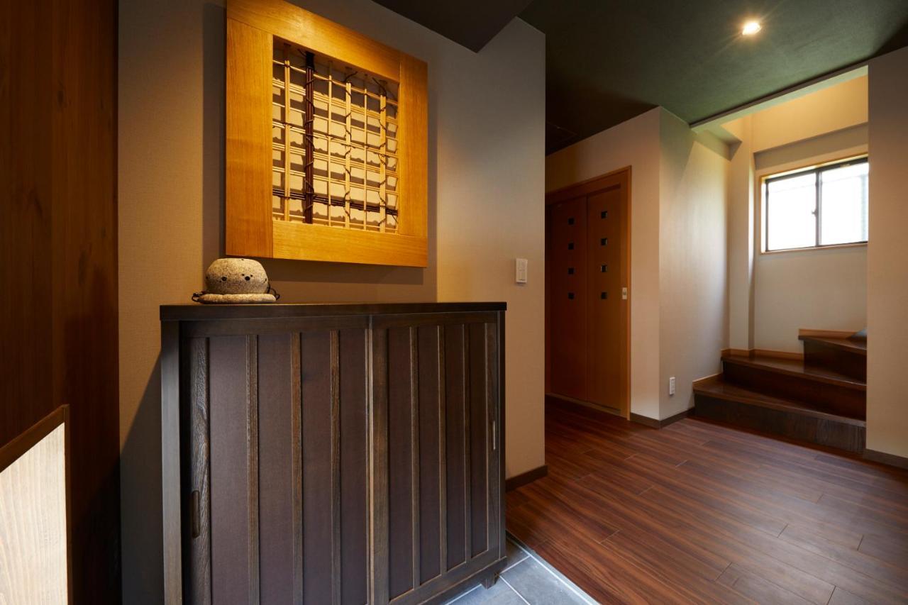 古今 天下茶屋 With A Private Parking Lot And A Half Open-Air Bath And Direct To Kix Villa Osaka Exterior photo